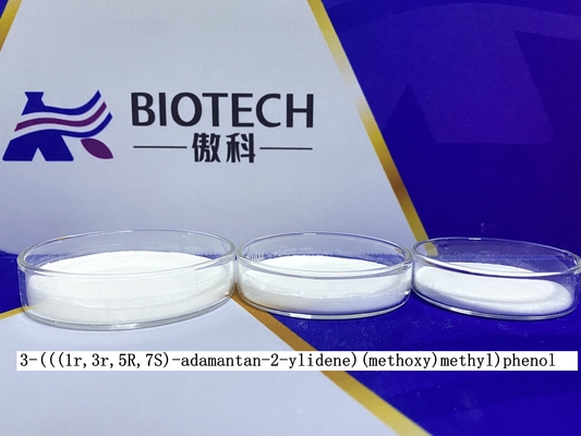 CAS 121445-45-2 AMTH C18H22O2 ผงสีขาวบริสุทธิ์ 98% พื้นผิวเคมี